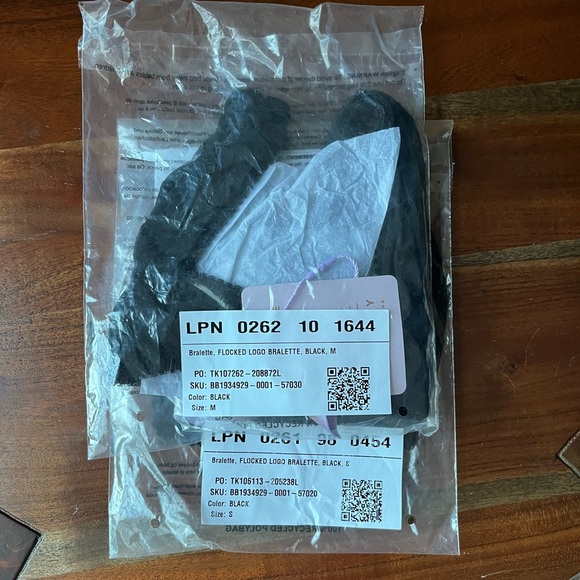 Savage X Fenty Black Caviar Flocked Logo Bralette - Picture 8 of 11